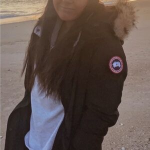 Canada Goose Black Jacket Women’s Small